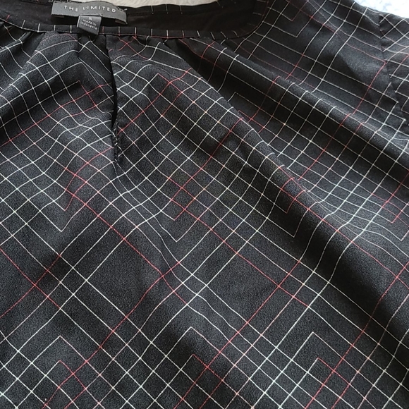 The Limited - Picture 3 of 3